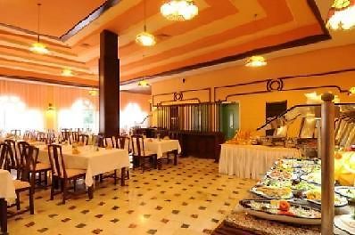 Hotel Dar Ismail Nour El Ain Ain Draham Exterior foto
