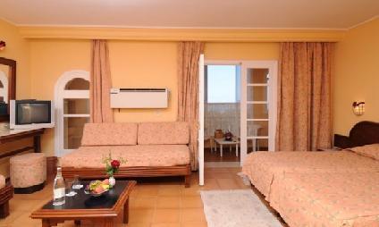 Hotel Dar Ismail Nour El Ain Ain Draham Exterior foto